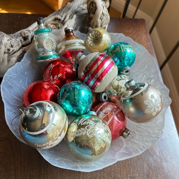 Vintage Collection of 17 Old Glass Ornaments Shiny Brite - Picture 1 of 11